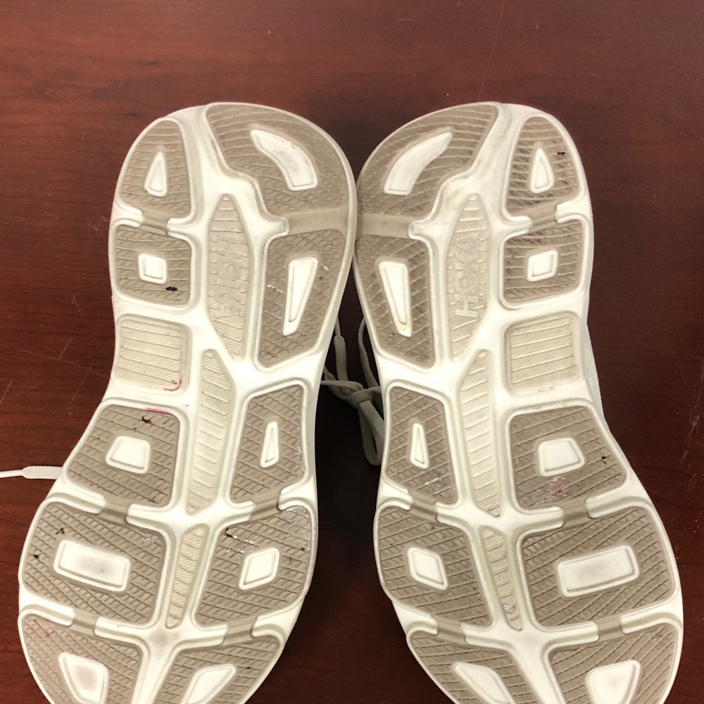 Hoka Bondi 9 sneakers sz 9.5B - Picture 6 of 9